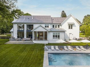 21 Knapp Ln, New Canaan, CT 06840