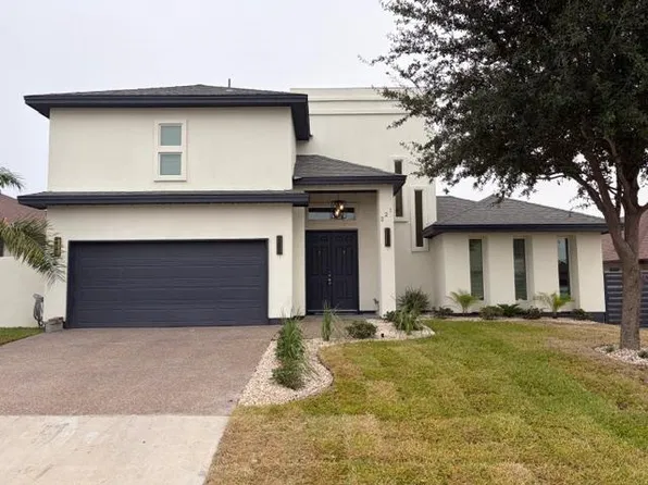 221 Desert Palm Dr, Laredo, TX 78045