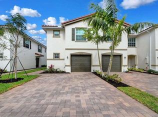 6867 Broadwater Ln, Lake Worth, FL 33467