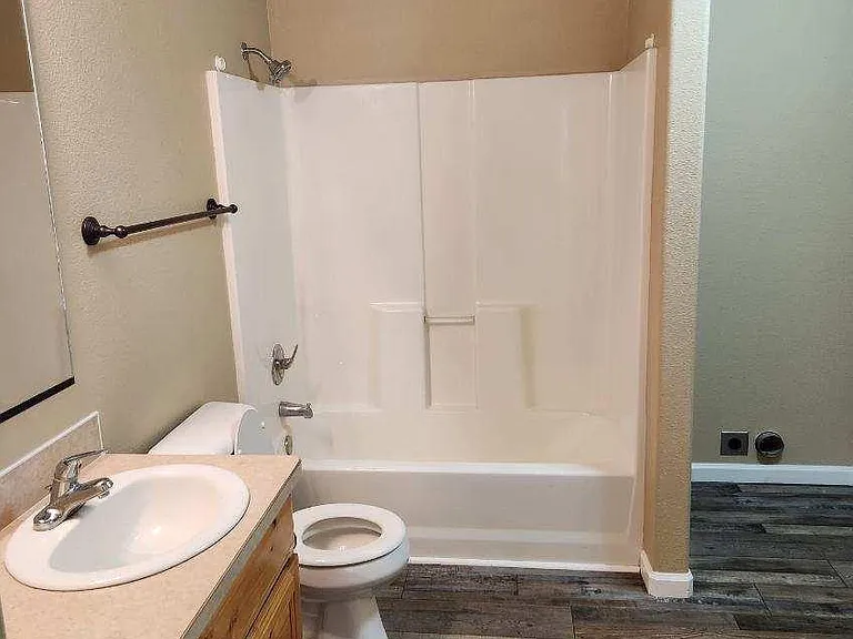 157 Clubhouse Cir #202 — Photo 9