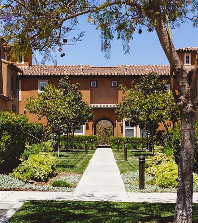 1st image of 17010 Calle Trevino Unit 2