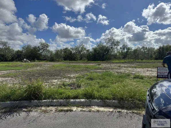 Nn Naveli Saint Nayeli St, Los Fresnos, TX 78566