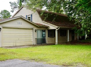 102 Dike View Ave, Bonneau, SC 29431