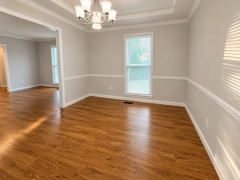3701 Hunsinger Ln — Photo 6