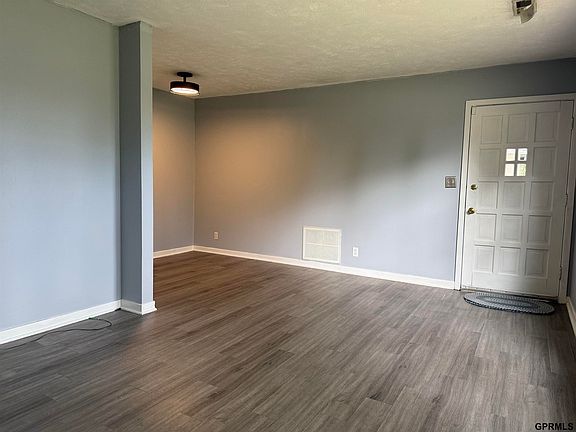 5th image of 2935 S 35th St