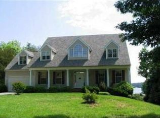 170 Busbees Point Rd, Bumpass, VA 23024