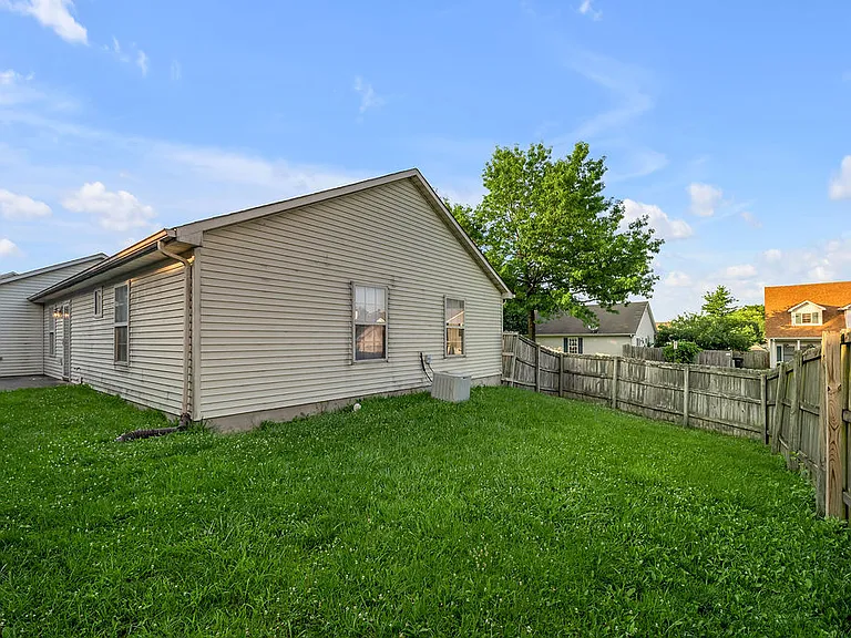 660 Morgan Hills Dr — Photo 31