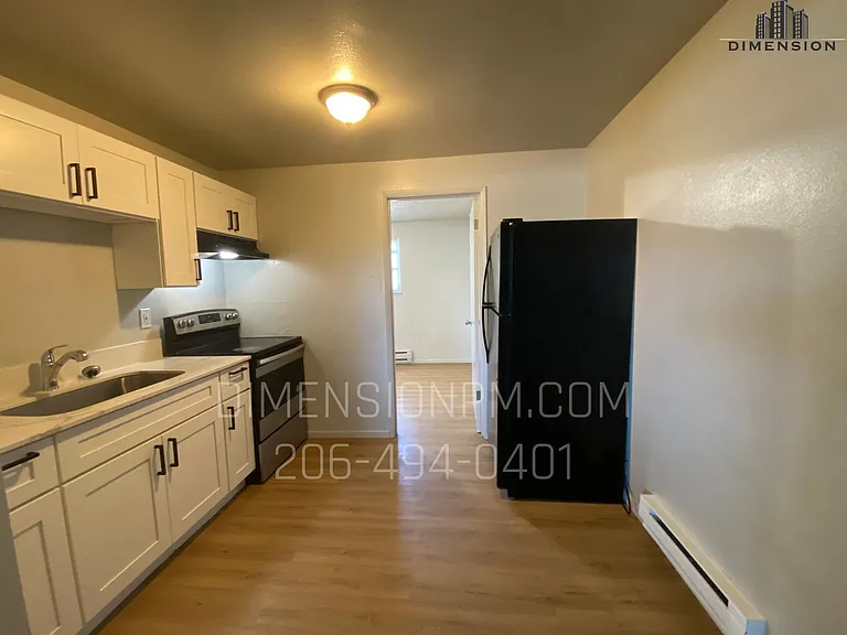 Freiday Apartments — Photo 11