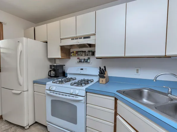 84 Union St #5, Peterborough, NH 03458