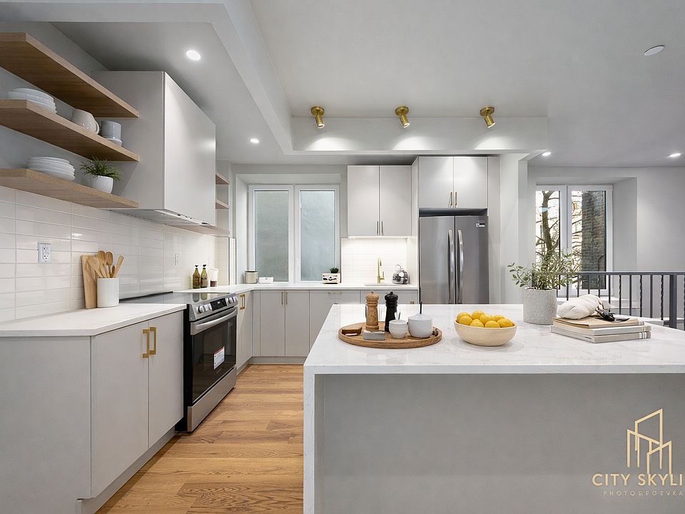 1st image of 129 Russell St #1C