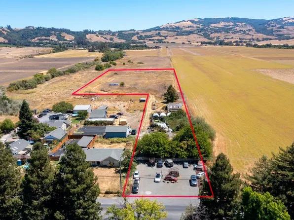 4730 Snyder Lane, Santa Rosa, CA 95404