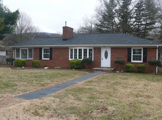 6910 La Marre Dr, Roanoke, VA 24019