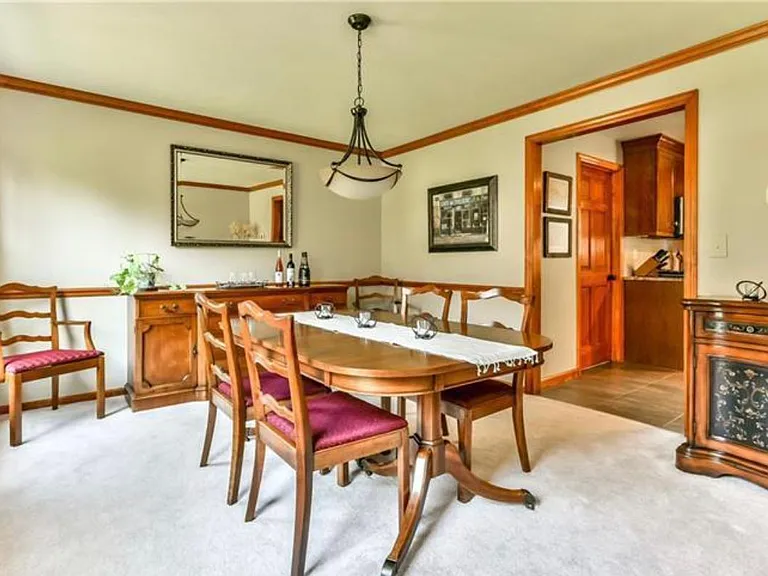 389 Pine Valley Ct — Photo 10
