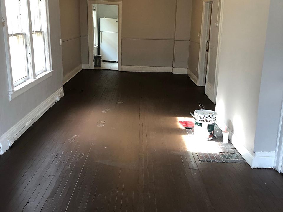 1st image of 293 Bird Ave Floor 2
