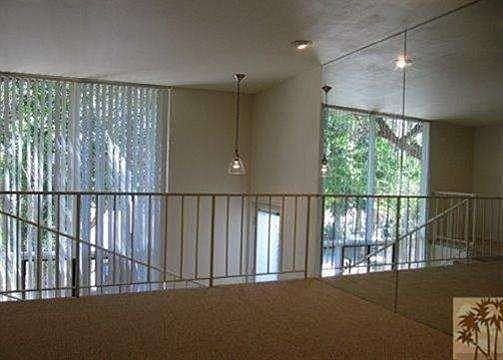 Livingroom Wall of Glass