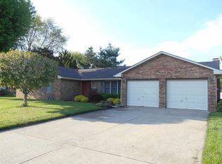 599 Camelot Dr, Seymour, IN