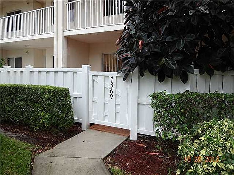 1st image of 7369 N Devon Dr