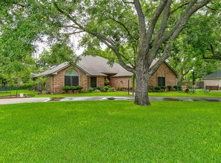 8417 Westover Cir, Granbury, TX 76049