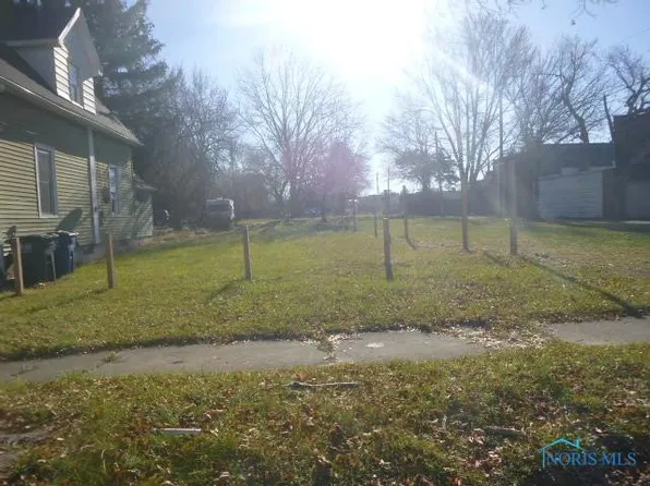 322 Palmer St, Toledo, OH 43608