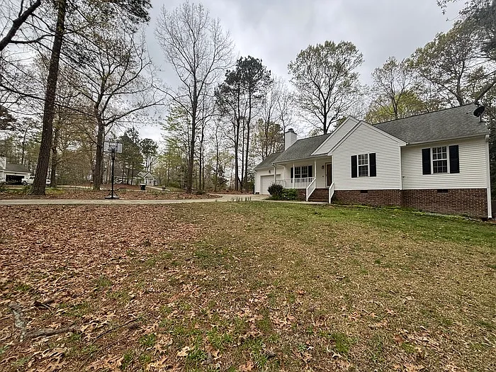 3 bed, 2.0 bath, 1120 sqft, $1,825 — Photo 3