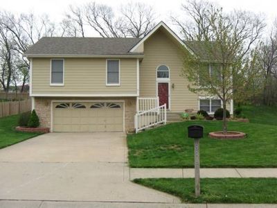 8415 N Winan Ave, Kansas City, MO, 64153