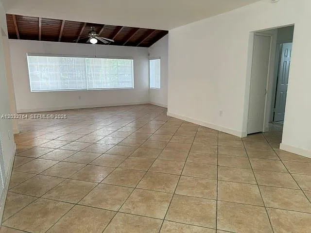 753 Navarre Ave — Photo 10