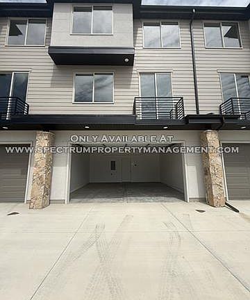 3rd image of 166 W Harvest Village Ln
