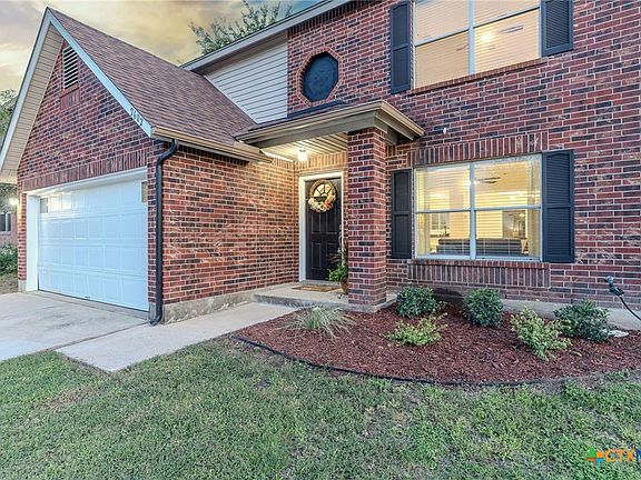 2nd image of 2602 Andres Way