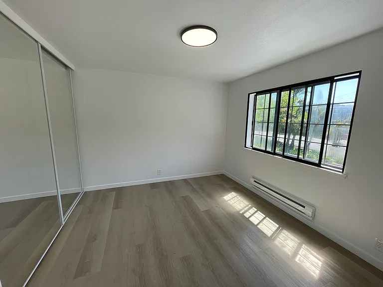 West End Villas — Photo 8