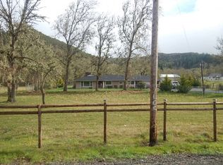 11038 Lookingglass Rd, Roseburg, OR 97471