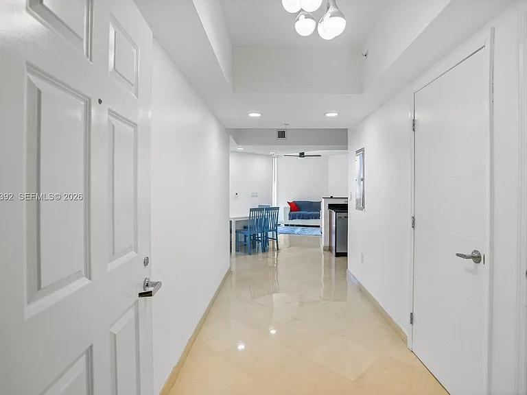 16699 Collins Ave #2709 — Photo 5
