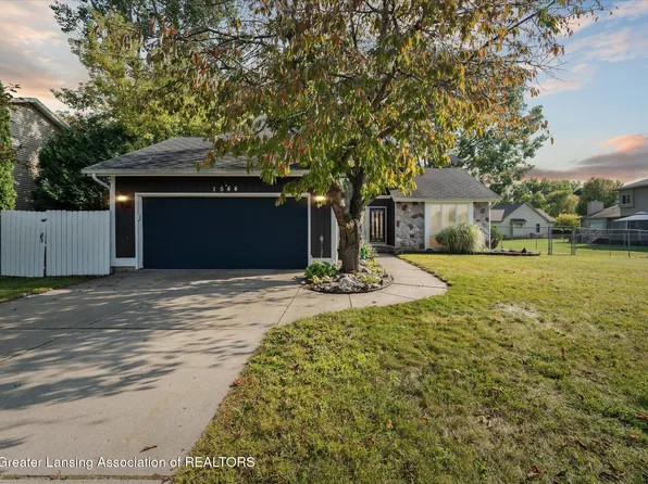 1544 Stonehaven Dr, Holt, MI 48842