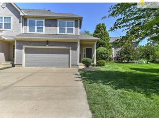 22812 W 73rd St, Shawnee, KS 66227