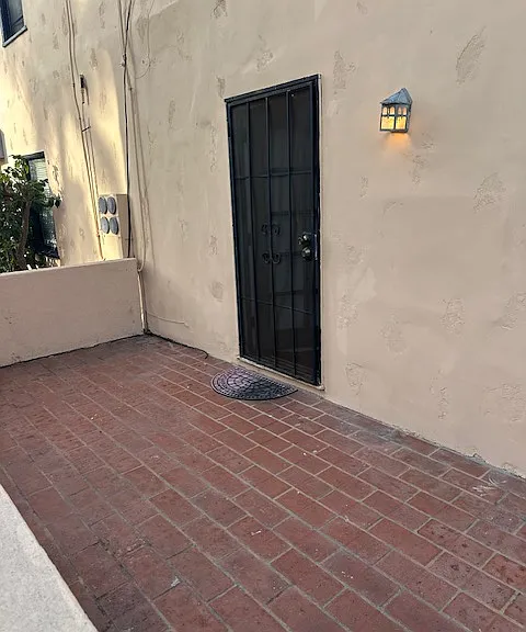 1540 E 1st St #1540 — Photo 12
