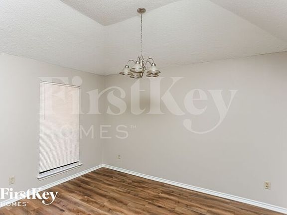 5th image of 5008 Alicia Dr