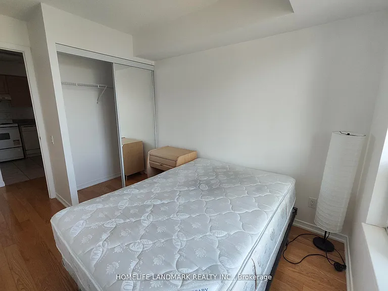 8 Hillcrest Ave #1711 — Photo 9