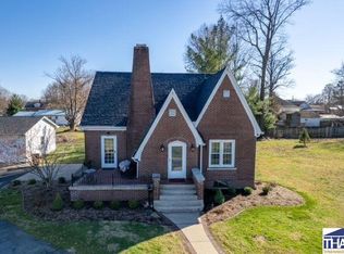 509 E 8th St, Clay City, IN 47841