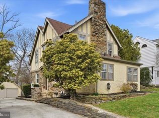 310 Old Forest Rd, Wynnewood, PA 19096