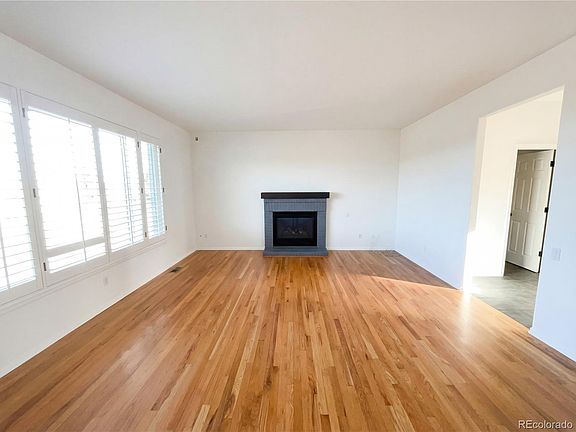 3rd image of 7243 Somerset Court