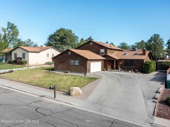 5000 Crestwood Dr, Farmington, NM 87402