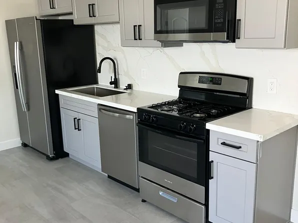 7350 Beverly Blvd #3, Los Angeles, CA 90036