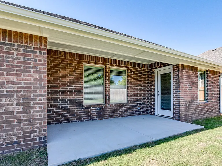 3903 Lleyton Dr — Photo 26