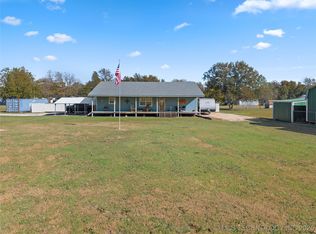 300 S 1st Ave, Dougherty, OK 73032