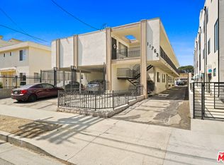 11763 Hamlin St, North Hollywood, CA 91606