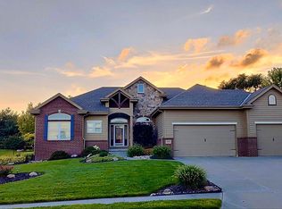 10020 S 176th St, Omaha, NE 68136