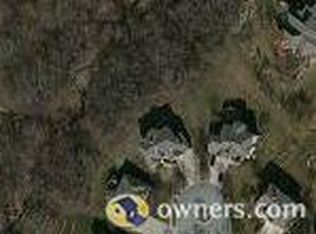 704 SW Springwater Ln, Lees Summit, MO 64081