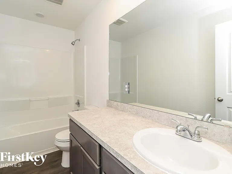 25621 Roy Rogers Rd — Photo 13