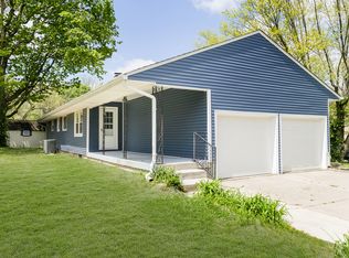 97 Clinton Ct, Danville, IN 46122