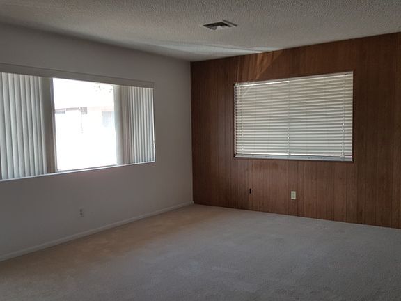 5th image of 2755 Barbara Dr