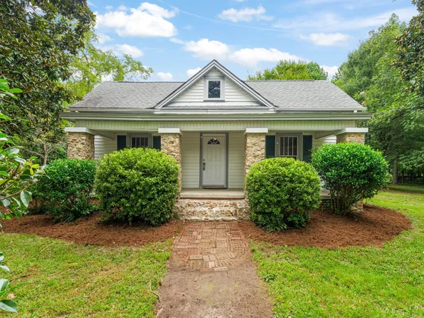 2821 Cheek Rd, Durham, NC 27704